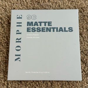 MORPHE - 9C - MATTE ESSENTIALS - Artistry Palette
